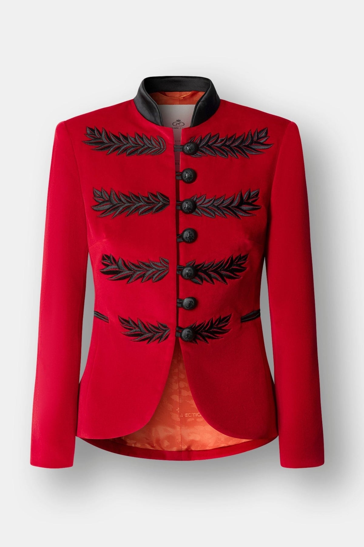 Blazer bordada terciopelo rojo Renata Velvet con bordado en espiga, cuello mao y botones negros. Sostenible y artesanal. Made in Spain.
