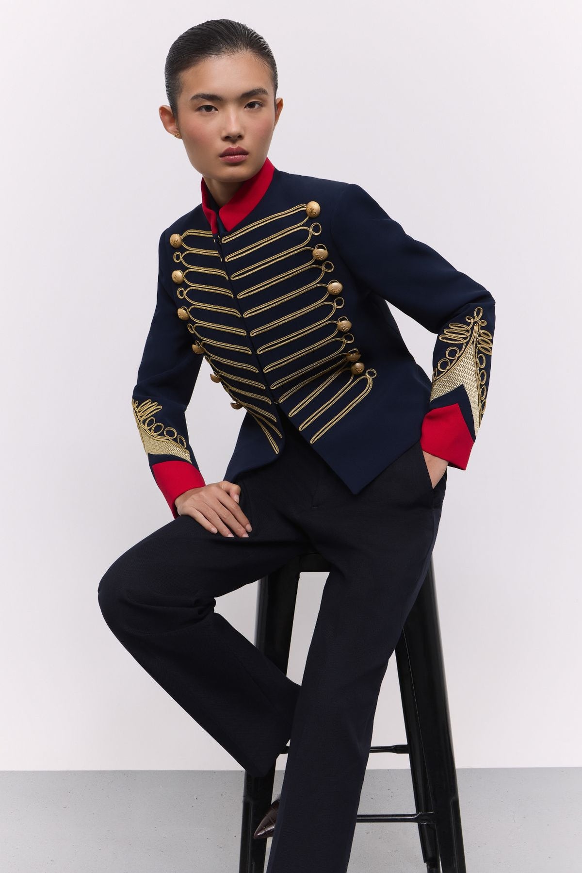 Blazer azul marino con soutache Lancelot - Edición Limitada