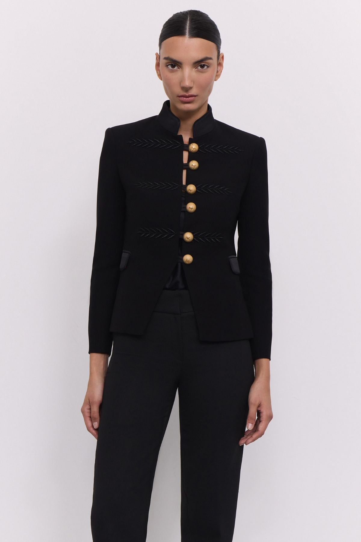 Blazer militar bordada negro Renata 01 - Edición Limitada