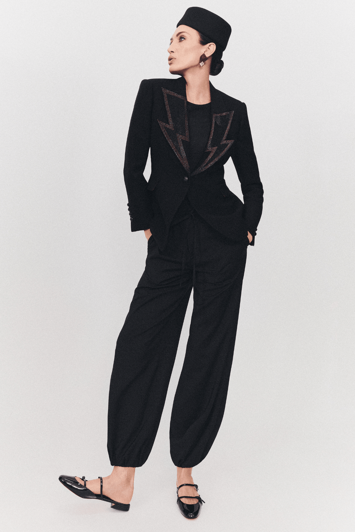 Blazer Joya Negro Hikaru - Sastrería de Autor en Crepe - THE EXTREME COLLECTION