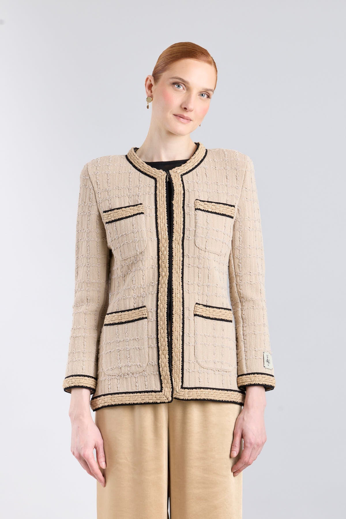 Chaqueta de punto estructurada con trama tweed en tono avellana modelo Prince.